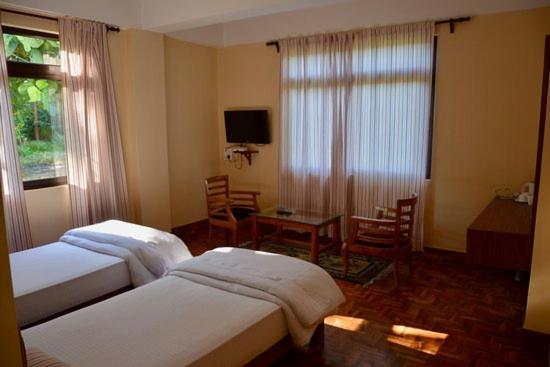 Pine Haven Resorts Takdāh Buitenkant foto