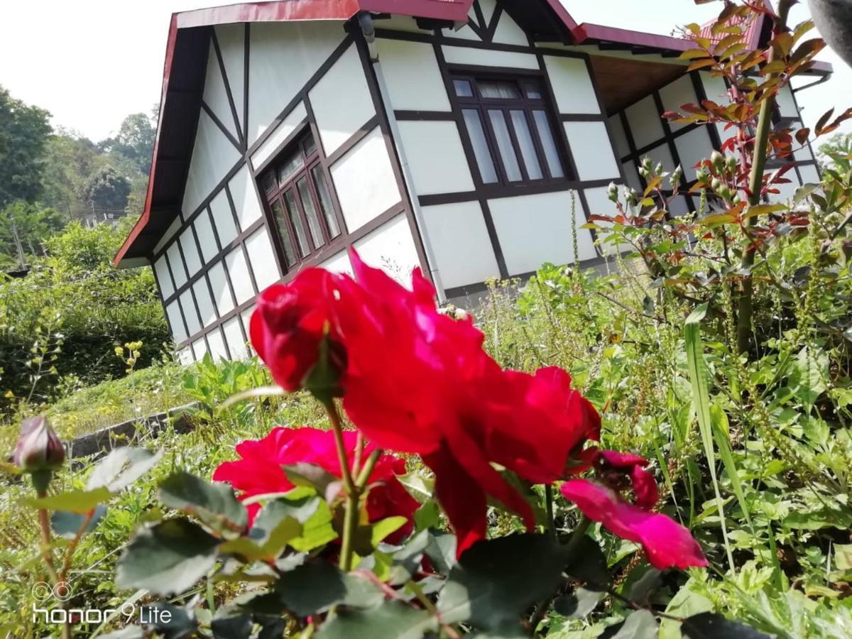 Pine Haven Resorts Takdāh Buitenkant foto