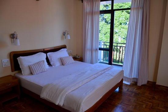 Pine Haven Resorts Takdāh Buitenkant foto