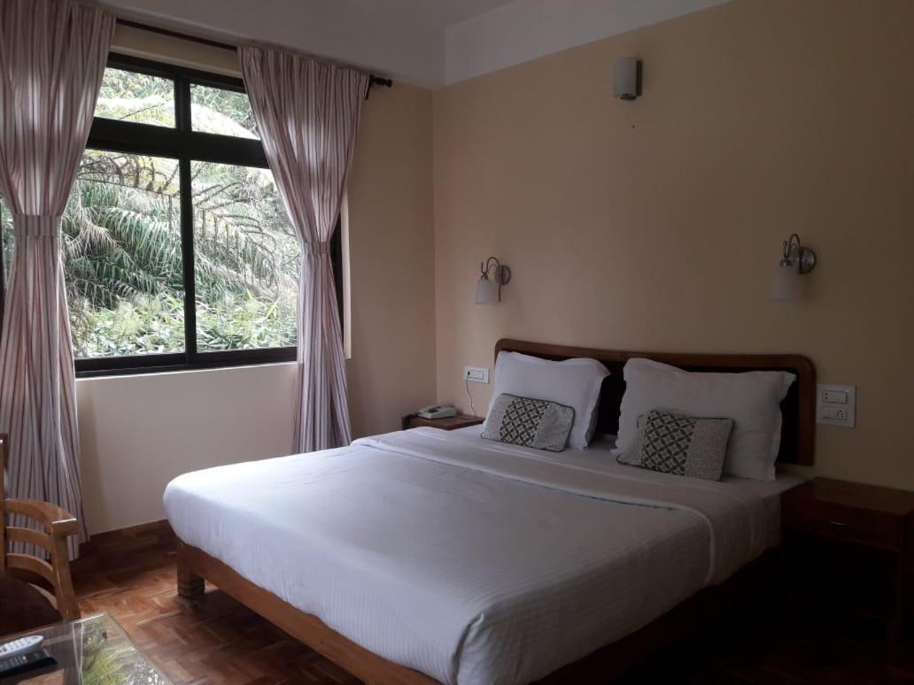 Pine Haven Resorts Takdāh Buitenkant foto